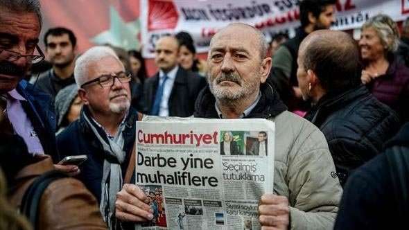 G-9 Gazeteci Örgütleri Platformu: Avlanacak cadı kalmadı