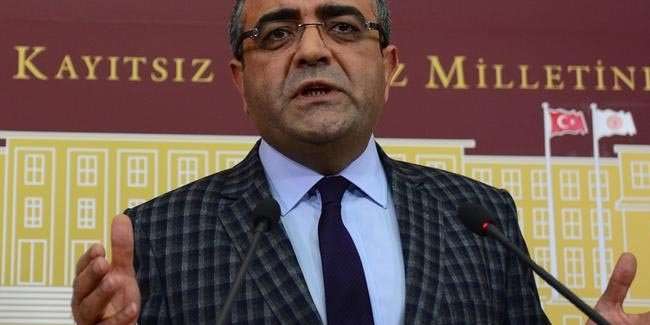 Sezgin Tanrıkulu: “Fenerbahçe’ye saldırı 7 Haziran öncesi bir provokasyondur”